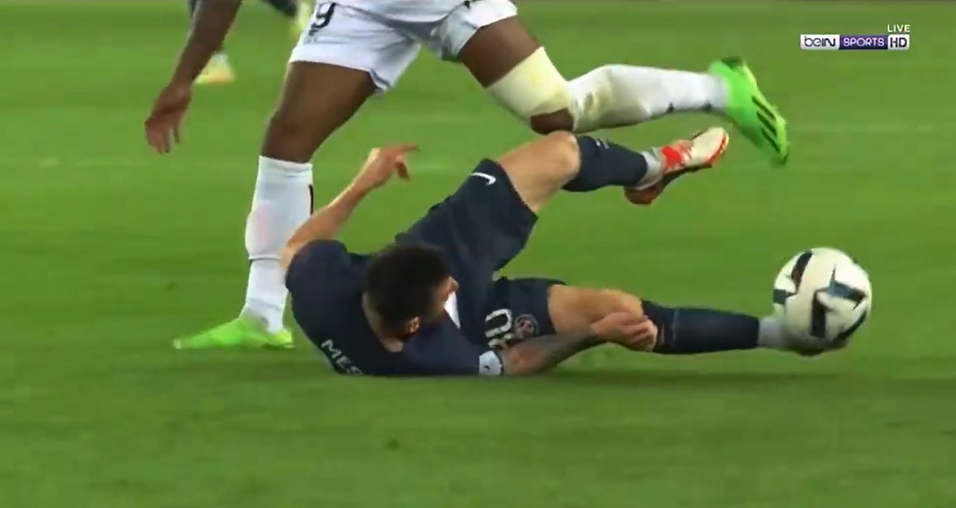 激光甲烷传感器-管道式